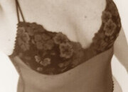 MIDDLE HOLE MASSAGE TABLE SENSUAL WARM OIL FULL BODY MASSAGE by English lady in Surrey 