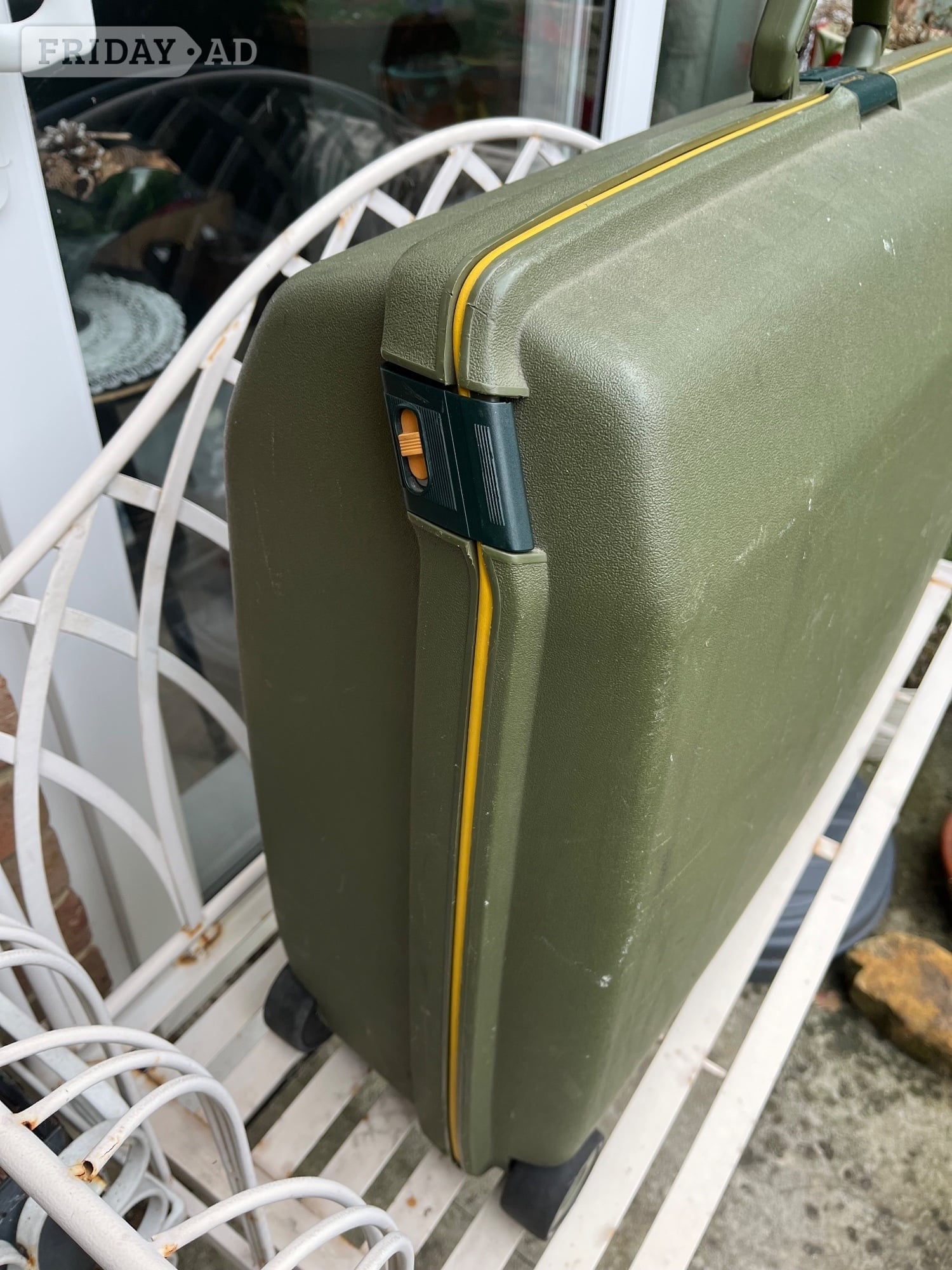 samsonite rigid suitcase large  in Eastbourne