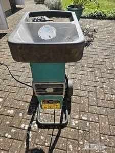 Garden shredder wanted Dead or alive, preferably a Bosch.
