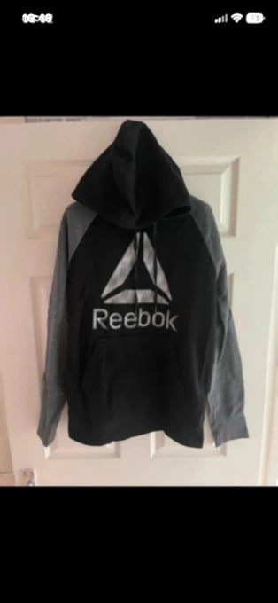 Men's Vintage Reebok black/grey Hoodie in size medium