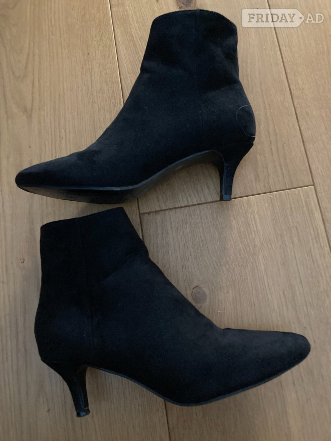 Nio Nio Black Suede Ankle Boots - Size: UK 4/EU 37 - Clothing, Footwear & Accessories in Crawley