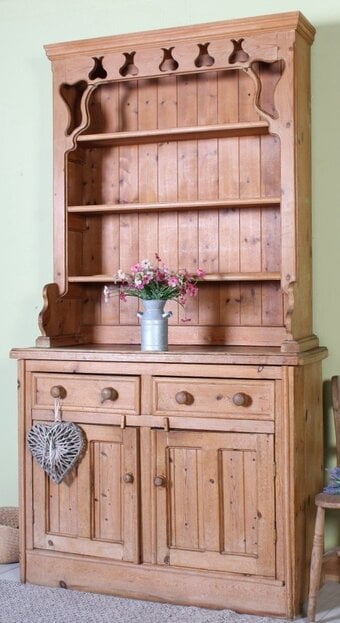 UK Delivery - Lovely Old Antique Rustic Cottage Pine Dresser