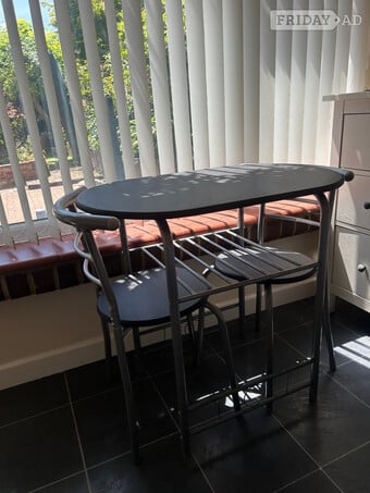 Compact 3 Piece Dining Room Set