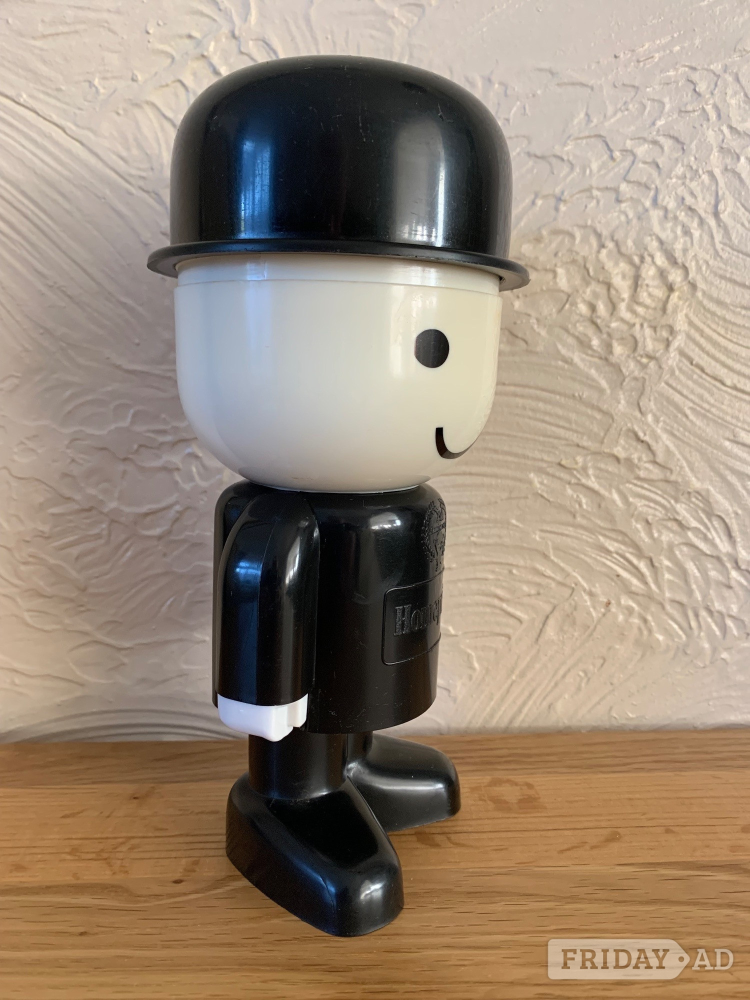 “Fred” Homepride flour shaker