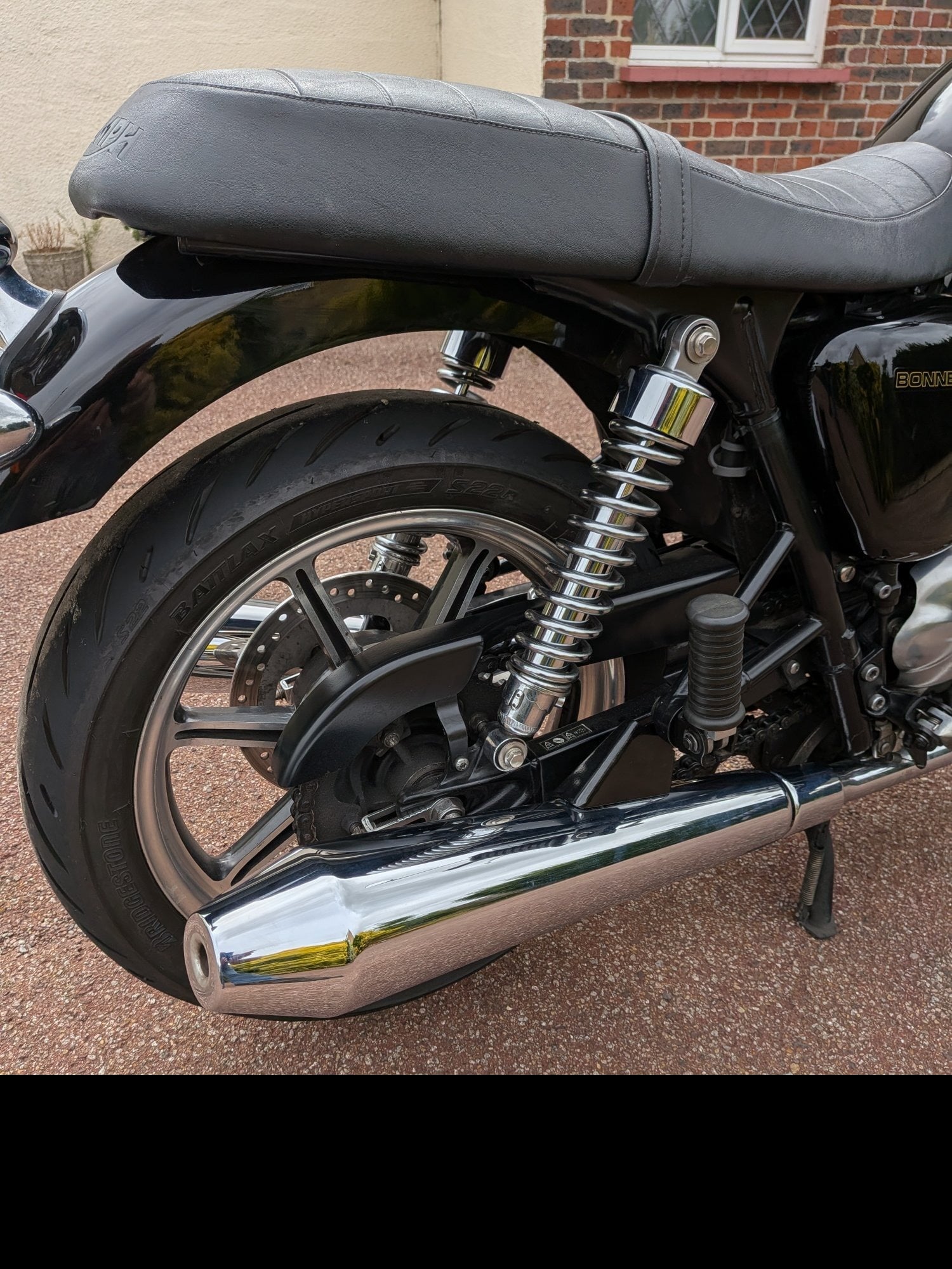 [ berth ]Triumph bonneville se