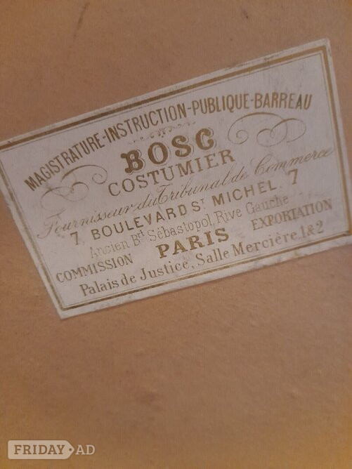 London A Very Rare Costume Gift For Highly Distinguished Members Of The Legal (or Judicial) Profession | Vintage | Antique | Collectable | Solicitor | Advocate | Judge | Barrister | Lawyer | Magistrate | EU Law Court | Wig Hat | Books | Robe | Bib | Journals | Law Counsel | King's | Queen's  | KC |  QC.