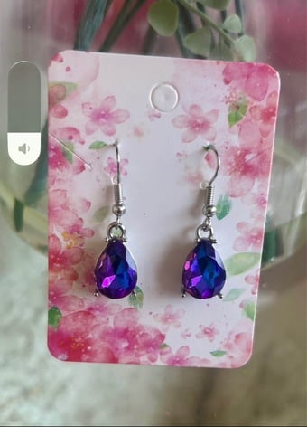 Ladies water drop shape dangle earrings