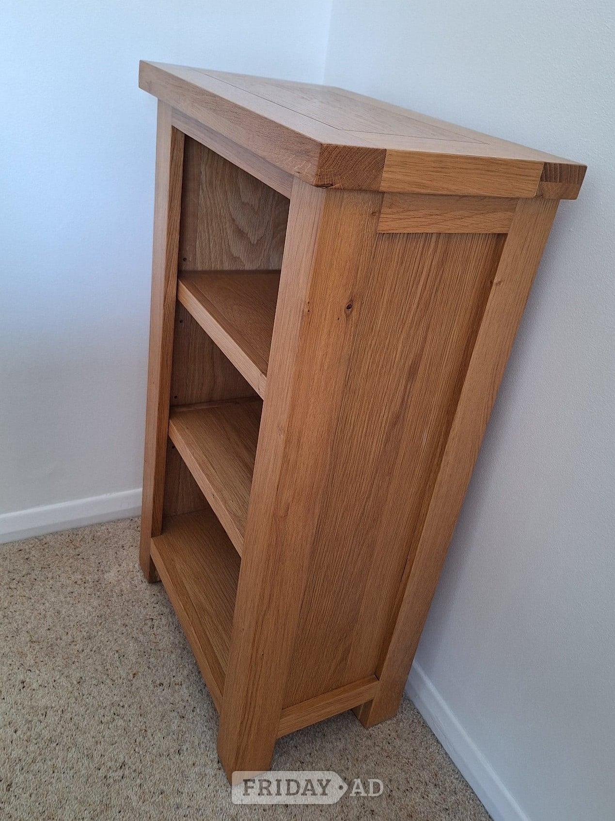 Oak small bookcase