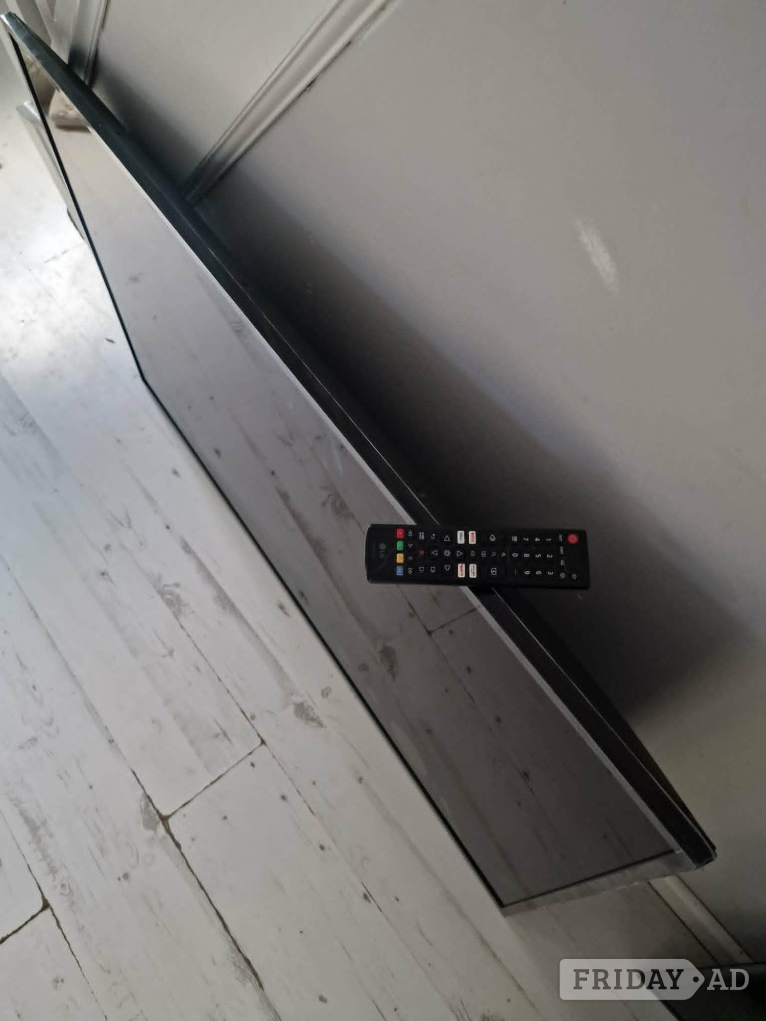 Selling this TV for spares or repair. LG 55 inch LCD smart TV.  - Tv, Audio & Cameras