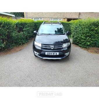 Dachia Sandero Steway  72,000.  MOT 03/27  Tax £20