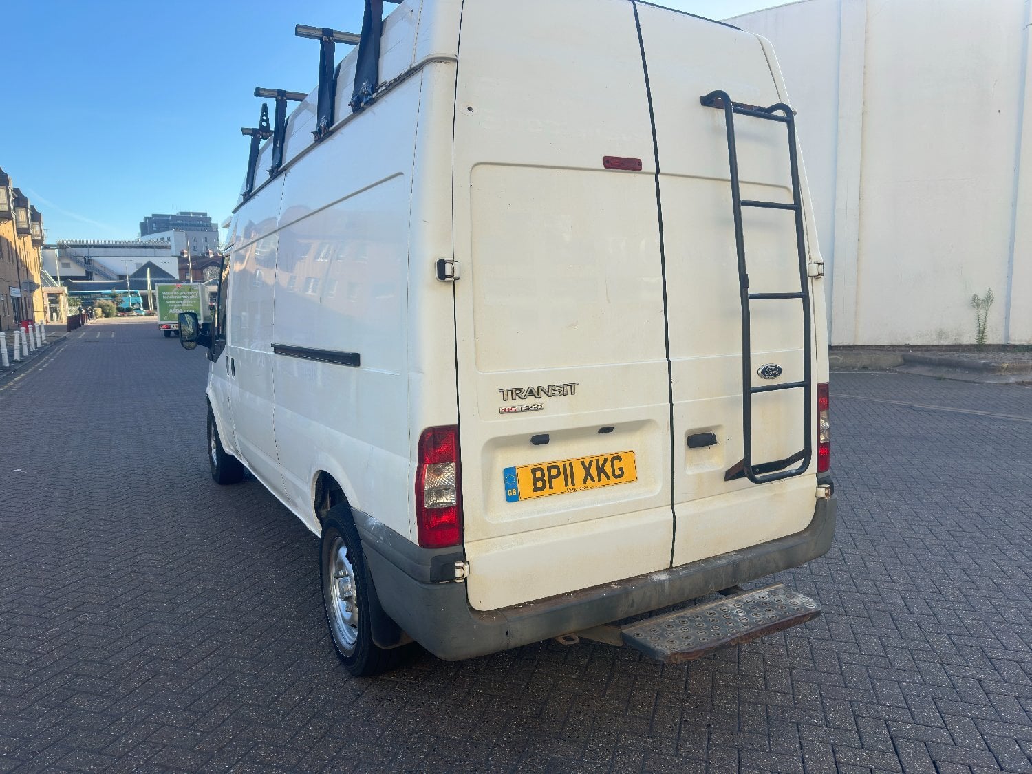 2011 Ford Transit T350L LWB - New Years MOT - 3 Keys - No VAT - Vans & Commercial Vehicles in Brighton