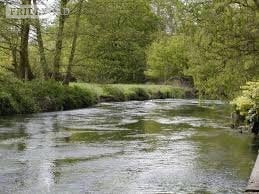 Freehold Luxury UK Residential Mooring Near London | Rent To Buy | RTB | Rent To Own | RTO | Close To Crossrail Train Stations | Camping | Glamping | House Boats | Water Sports | Log Cabins | Pods | Leisure. - Land