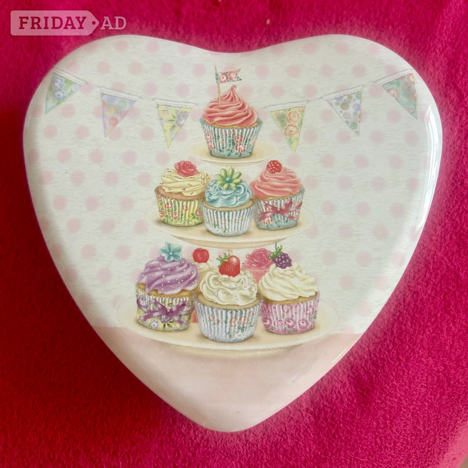 2 heart shaped cupcake design tins ￼