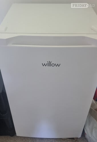 Under counter freezer 