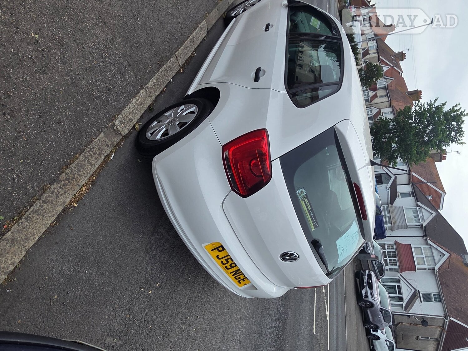 [ berth ]Volkswagen Polo