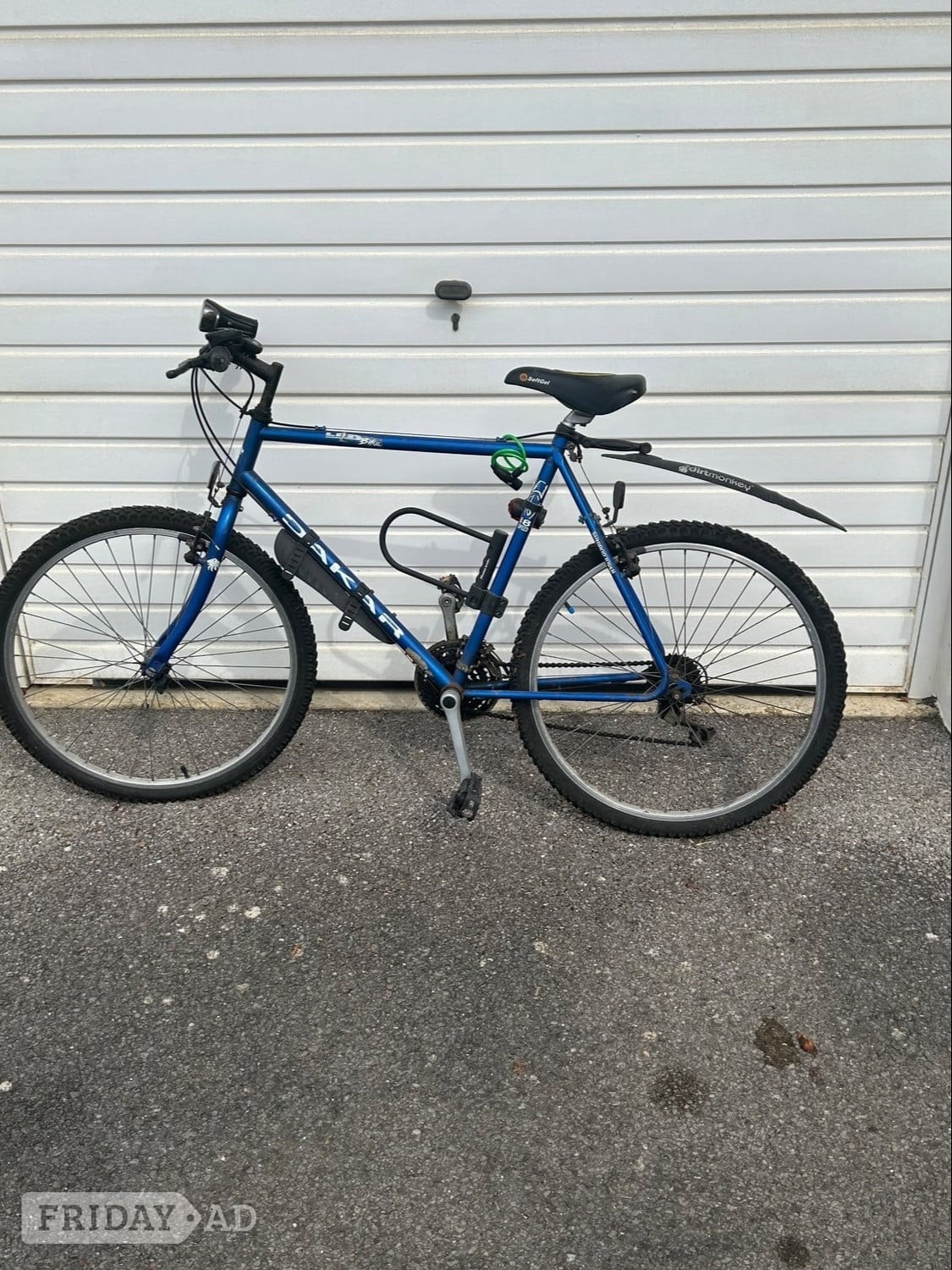 Men’s blue Dakar mountain bike. Light rusting but frame sound. in Bexhill-On-Sea