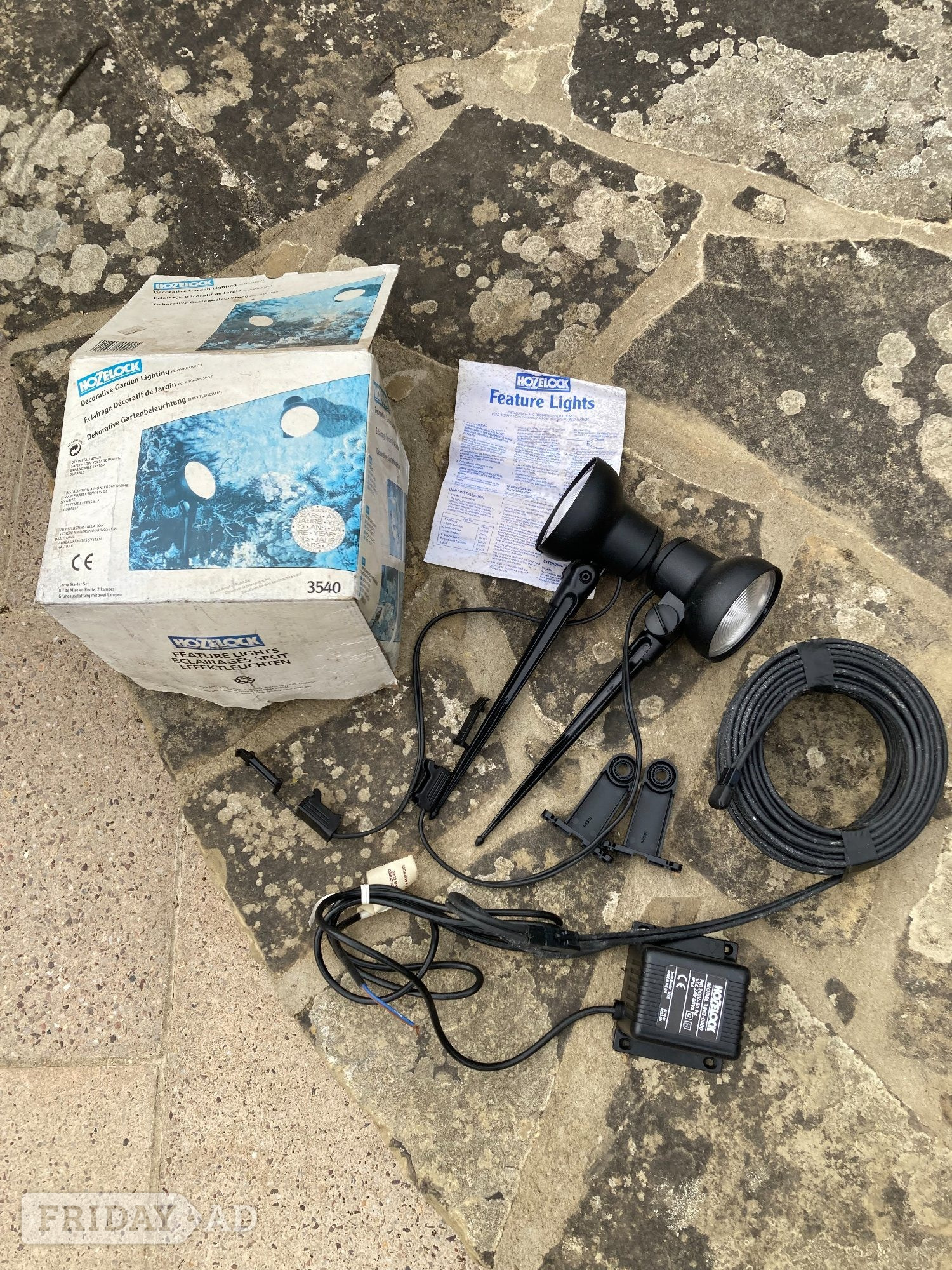 Hozelock Decorative Garden Lighting Low Voltage Starter Kit 3540