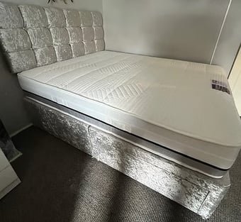 MOONSTONE DIVAN SET -4 Foot