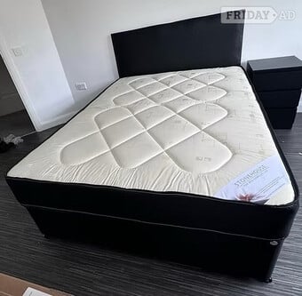 King - pinemaster matttess with divan base and Hb