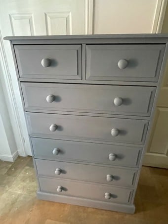 Chest of Drawers 
