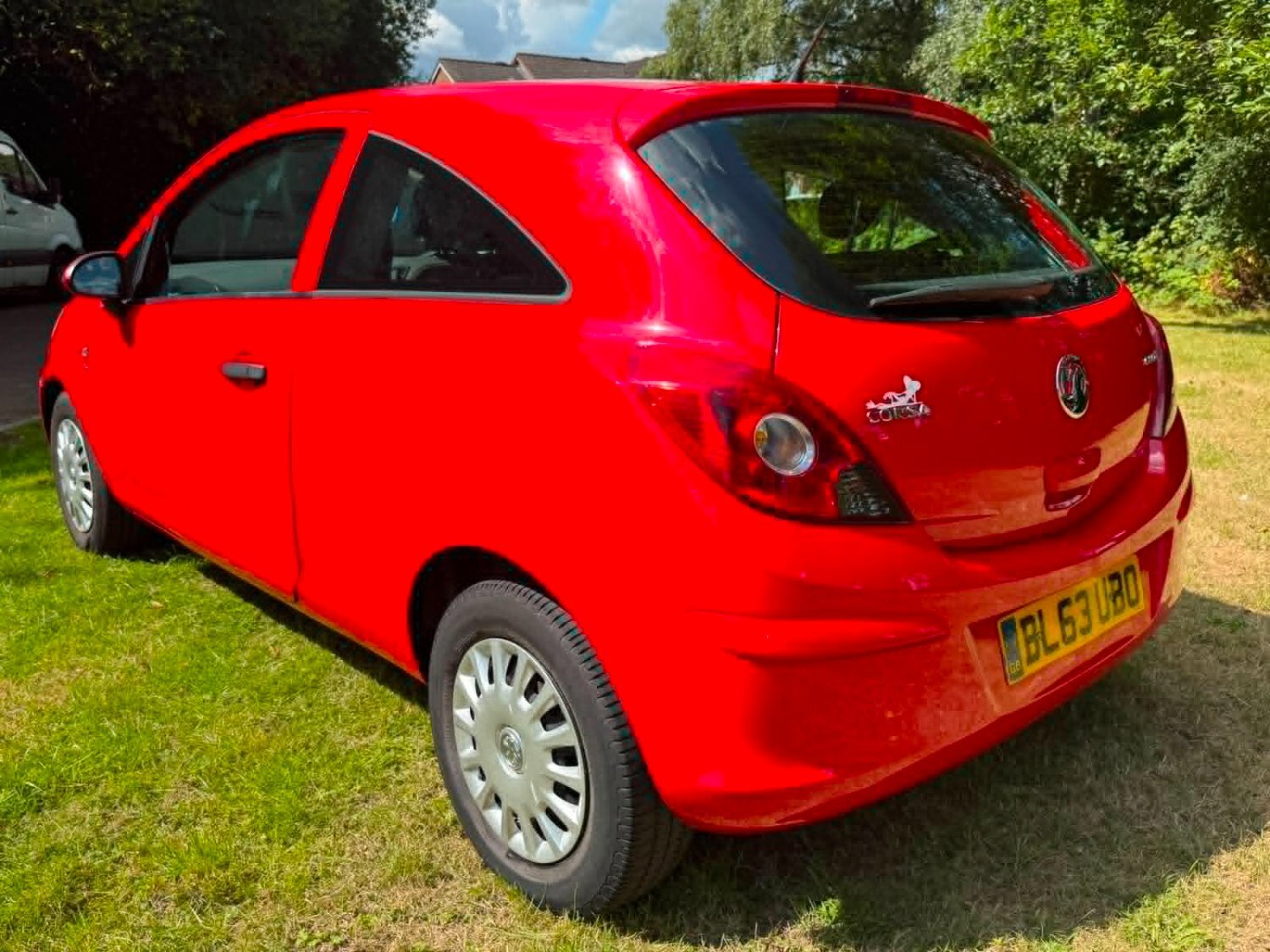 12 months new m.o.t and new service - Cars in Bury