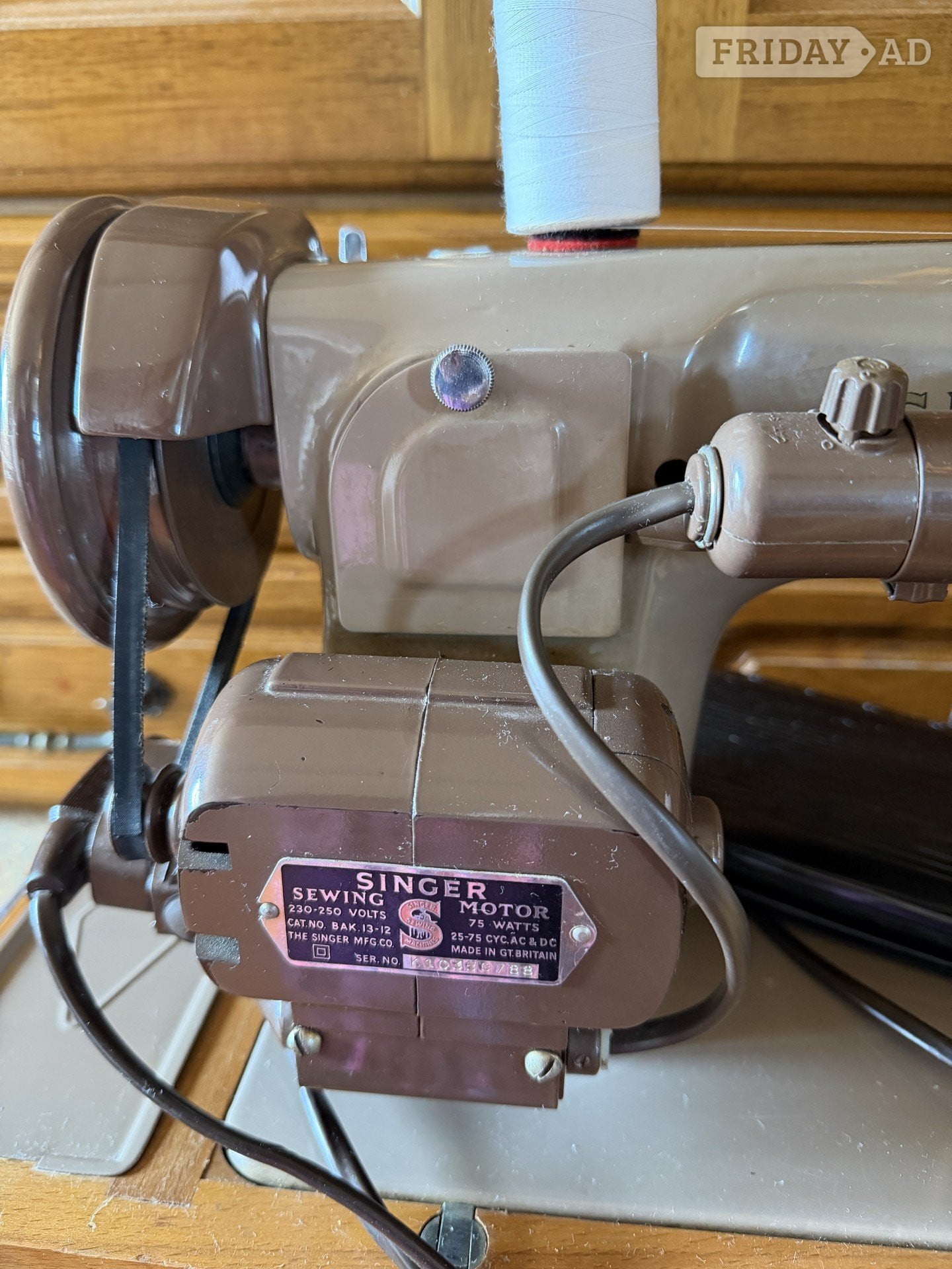 Vintage Singer 201K Sewing Machine  - Bizarre Bazaar