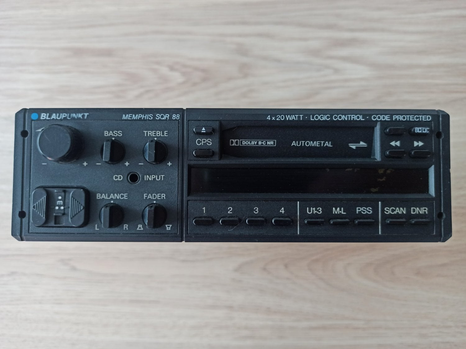 Blaupunkt Memphis SQR 88 vintage radio/cassette.
