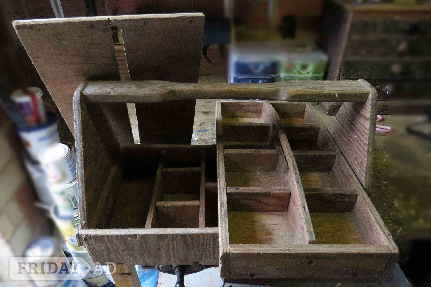 Carry box - vintage in Hailsham