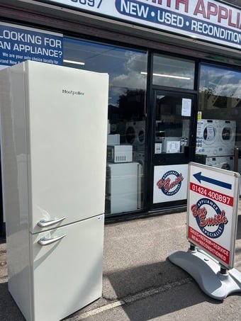 MONTPELLIER RETRO STYLE FRIDGE FREEZER