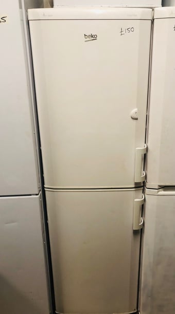 Beko frost free fridge freezer A +class in Good working order 