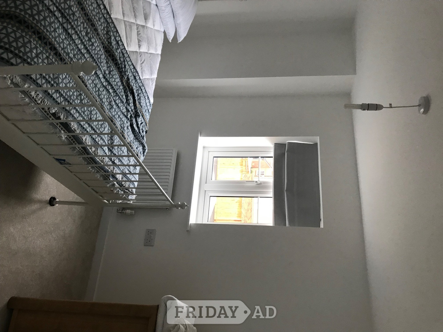 Single loft room for rent  in Horsham