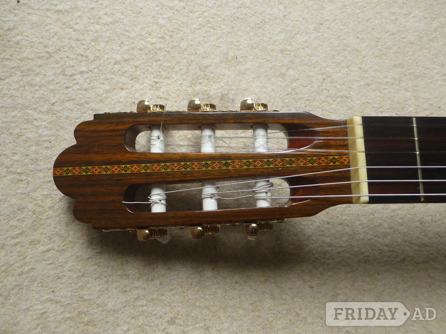 Sada classical guitar - Musical Instruments