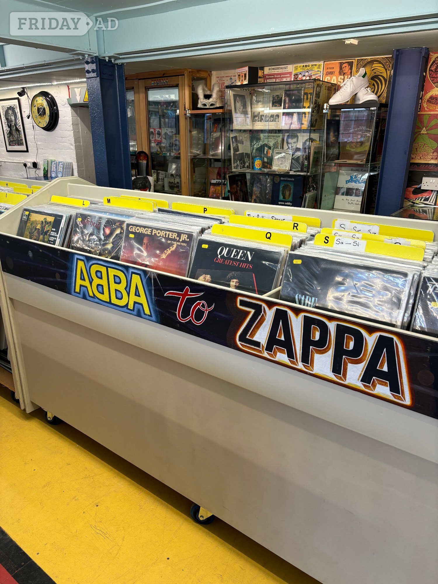 Vinyl Records, CDS, Memorabilia - Sold, Bought, Traded in Bridport