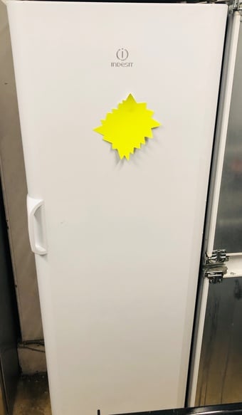 Indesit  free standing frost free freezer in excellent condition 