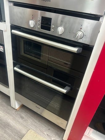 BOSCH BUILT IN DOUBLE OVEN