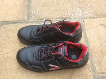 Cofra Zatopek S3 safety shoes size 9 ,EU43