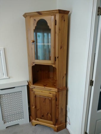 Ducal Victoria pine corner unit.