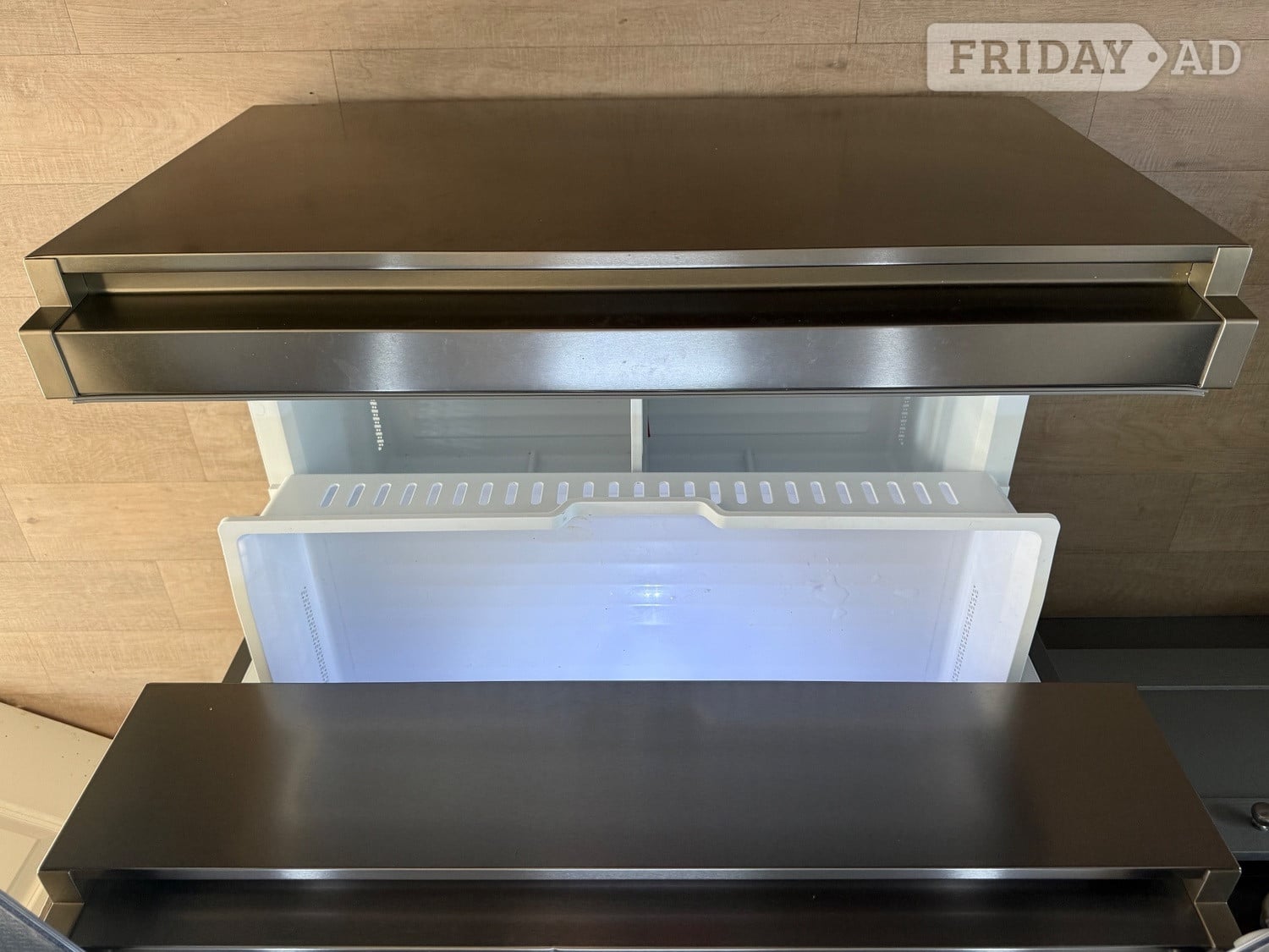 Hisense American Fridge Freezer - Home Appliances