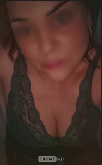 Lovely polish 🇵🇱 Lady for mature English man!!