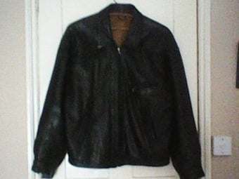 BLACK LEATHER JACKET
