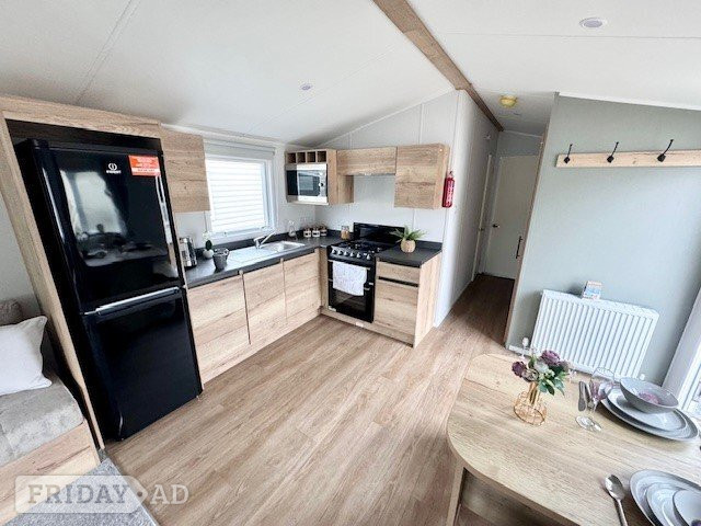 Willerby Midhurst Static Caravan (2024) - Holiday Homes