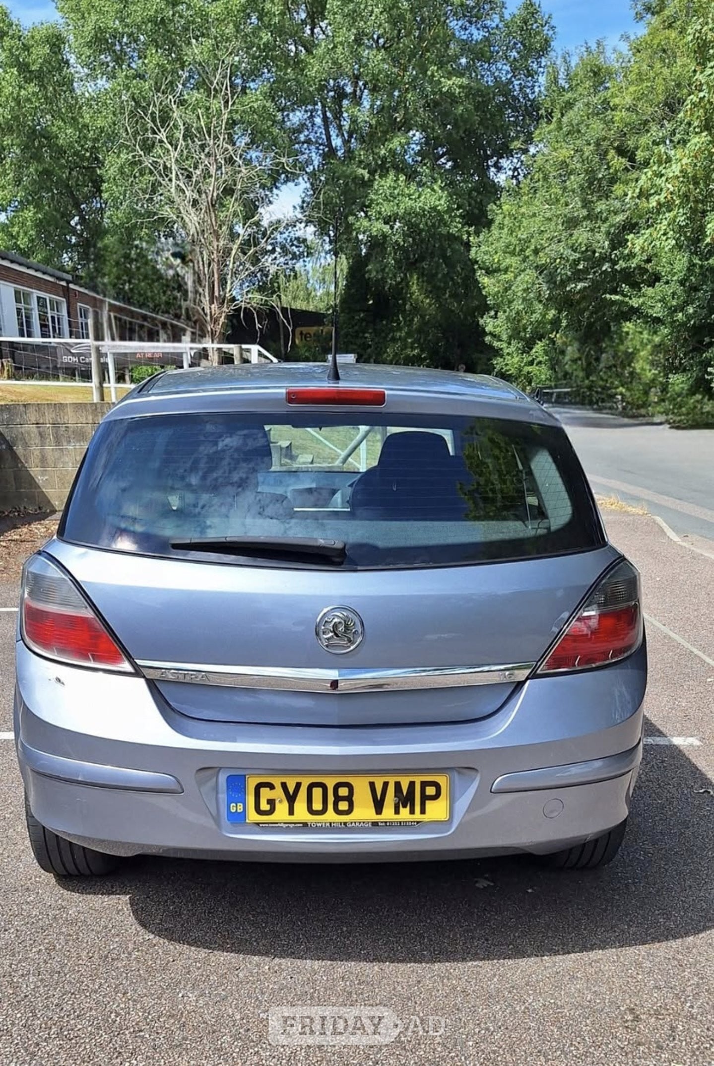 Vauxhall Astra Breeze (2008) 1.6 VVT 16v Hatchback 5dr - Cars in Storrington