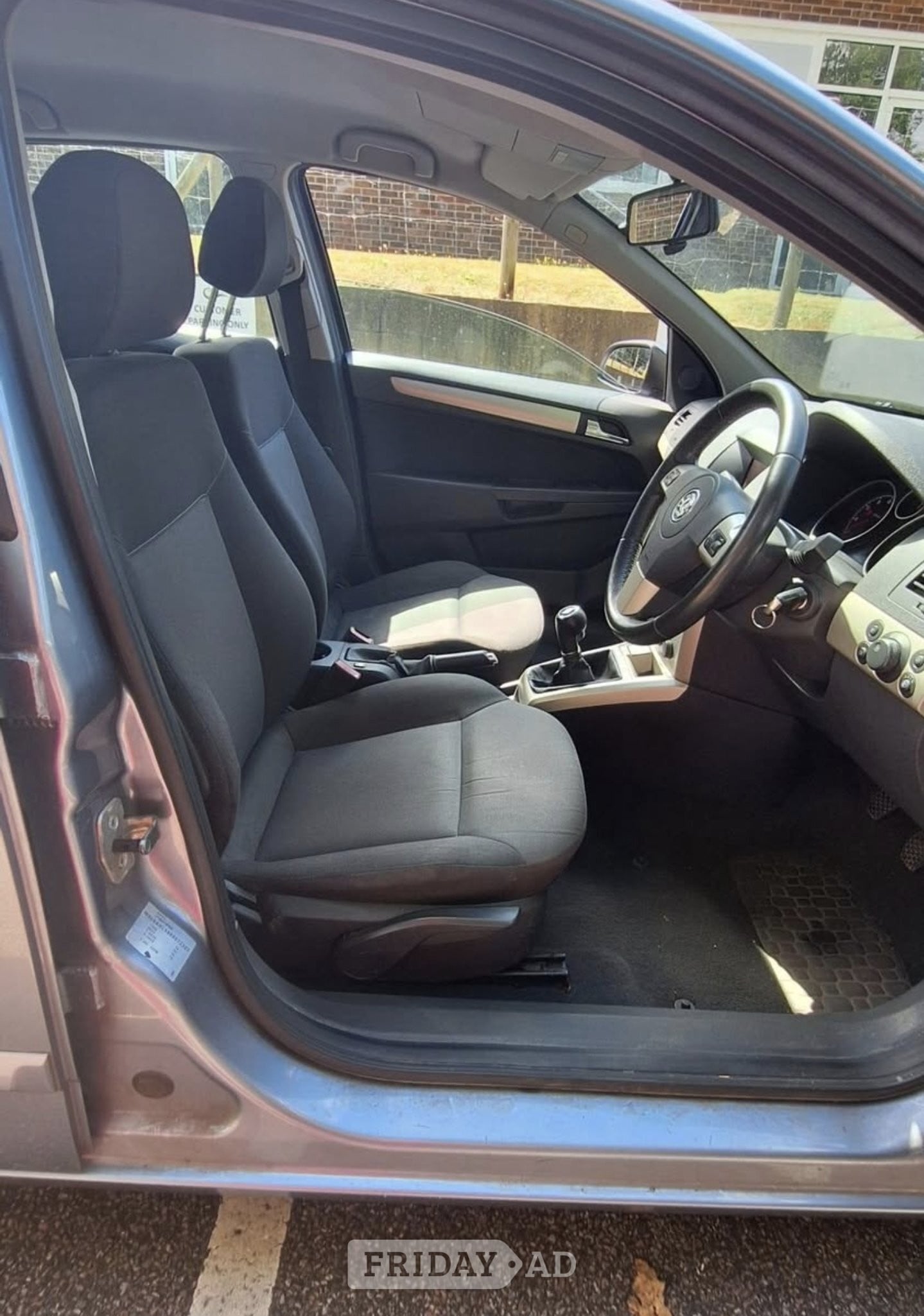 Vauxhall Astra Breeze (2008) 1.6 VVT 16v Hatchback 5dr - Cars