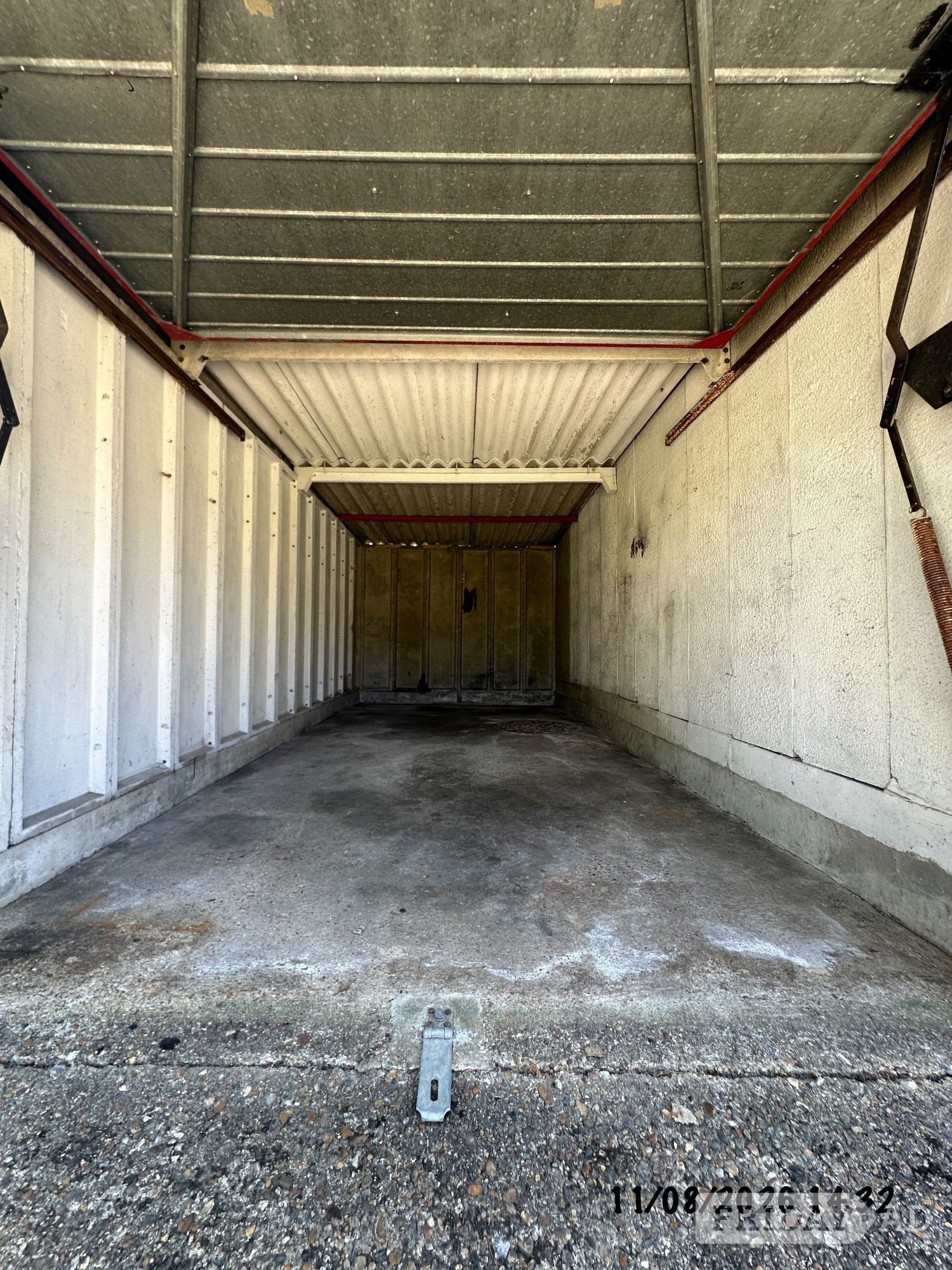 London Garage To Let