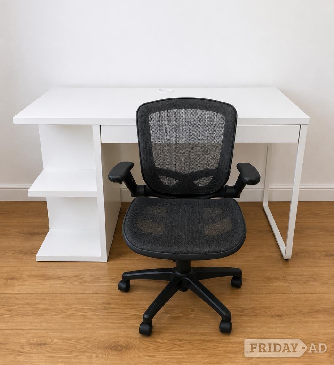 Table and chair  in Milton Keynes