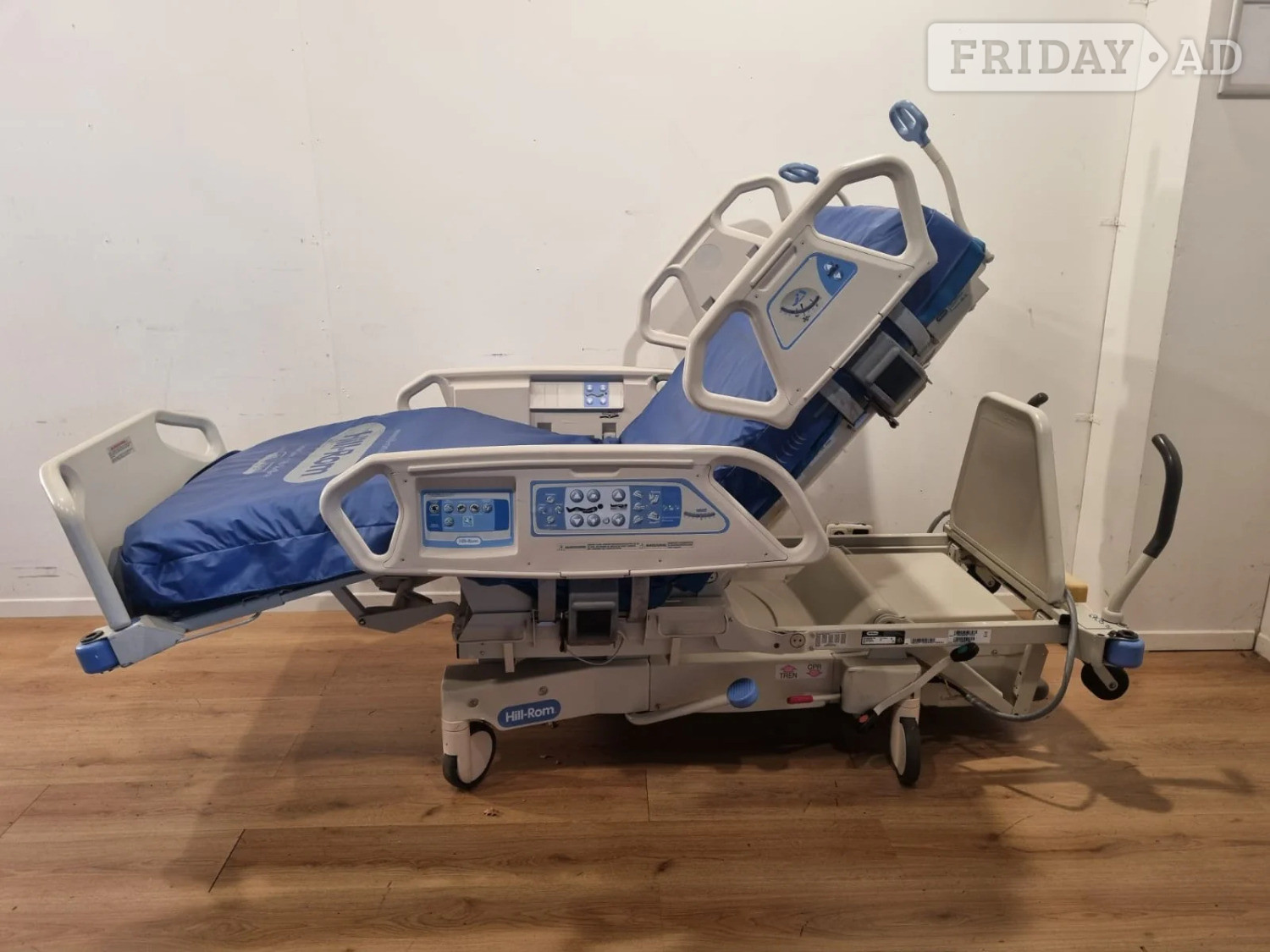 Hill-rom P1900 Hospital Bed