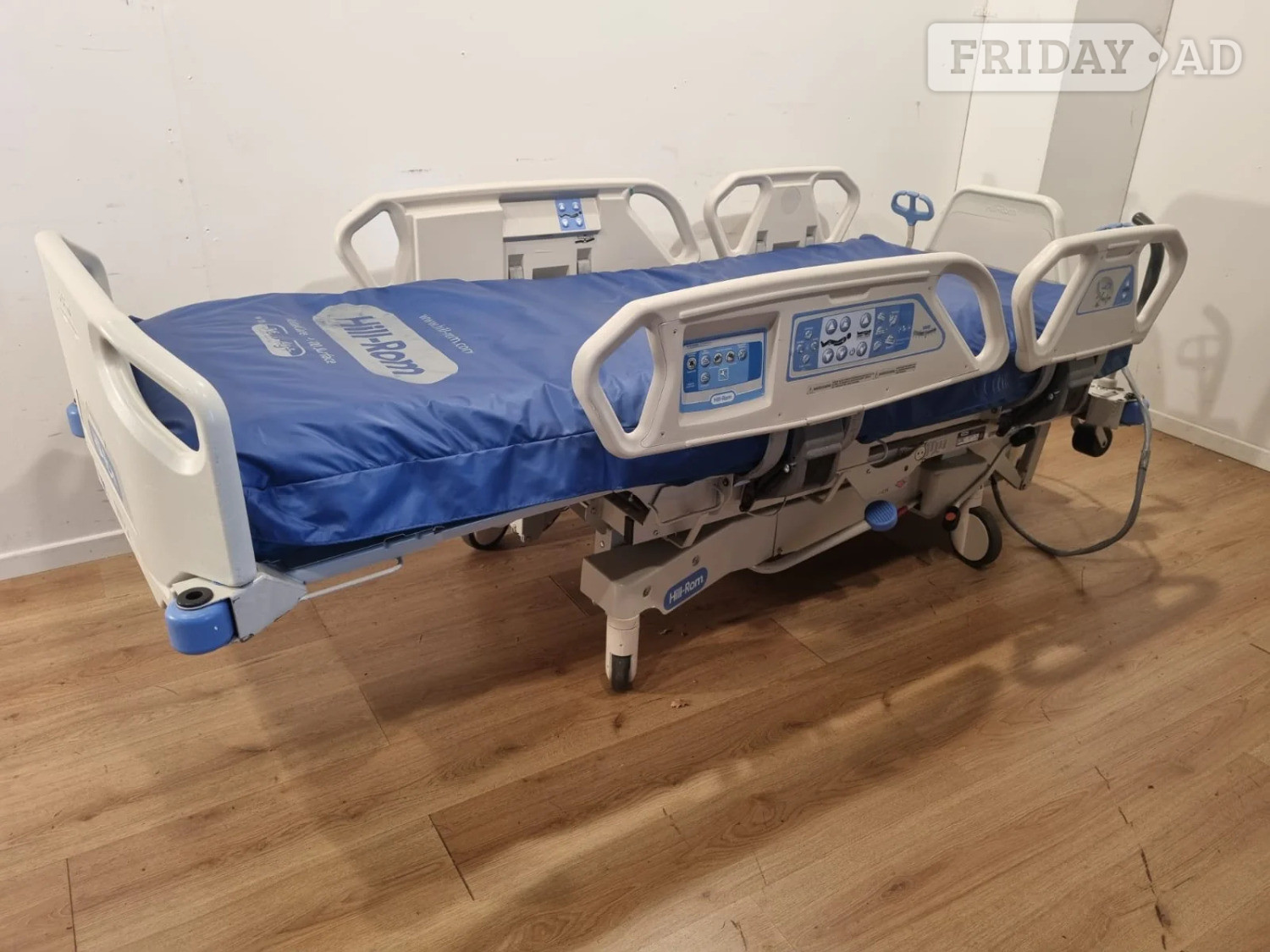 Chichester Hill-rom P1900 Hospital Bed