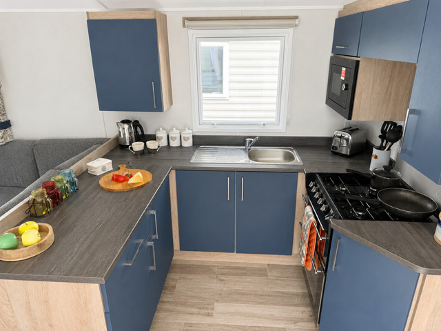 Saxmundham 2 Bed Ex Demo Caravan For Sale in Suffolk