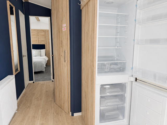 2 Bed Ex Demo Caravan For Sale in Suffolk - Holiday Homes