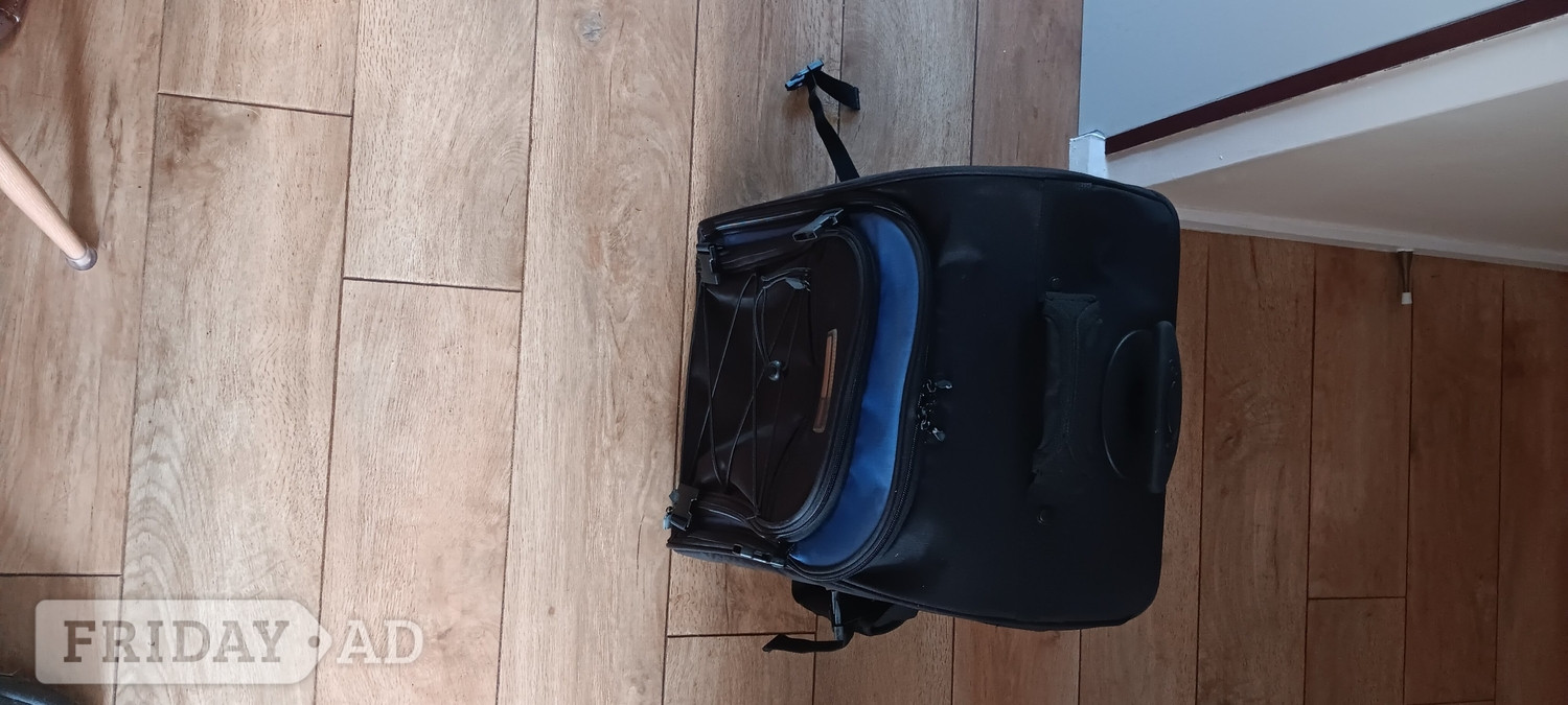 Small suitcase/backpack forsale. - Travel & Holidays in Rotherham